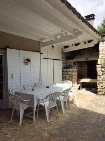 Les Pierrottes Villa Mornac Exterior photo
