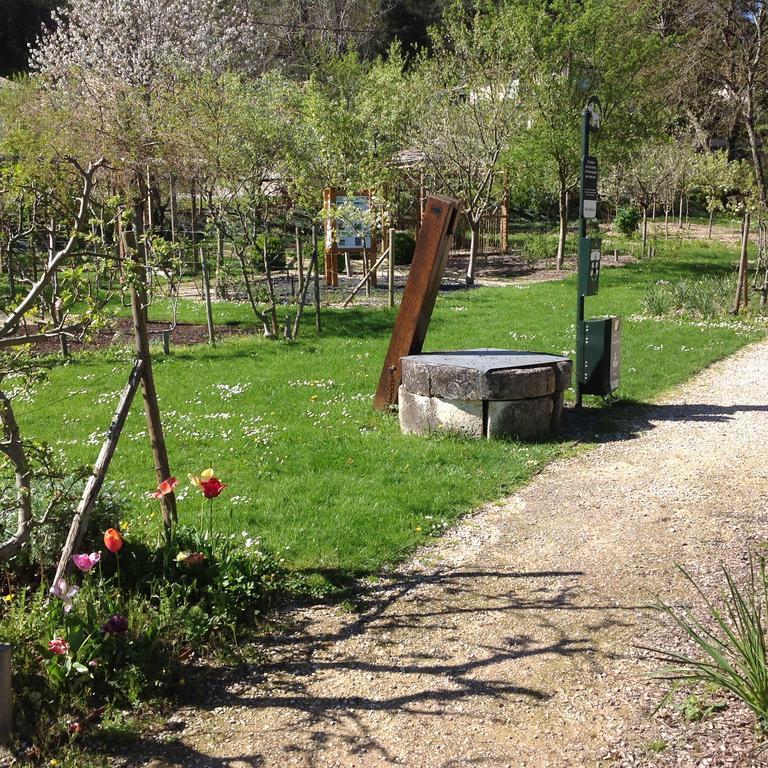 Les Pierrottes Villa Mornac Exterior photo